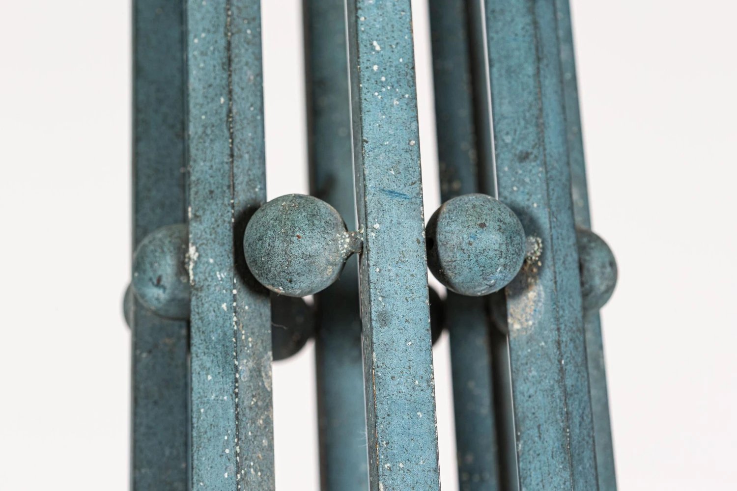 Paris Theatre Verdigris 8arm Brass Chandelier 12 Paris Theatre Verdigris 8arm Brass Chandelier – Image 10