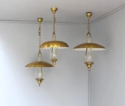 3 Fine French Hanging Bronze And "Craquelé" Glass Lanterns By Jean Perzel -Promos Meubles Boutique 2094 et 2095 Trois lanternes rustiques Perzel9 master