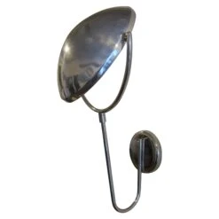 Laurel Articulating Wall-Mounted Lamp