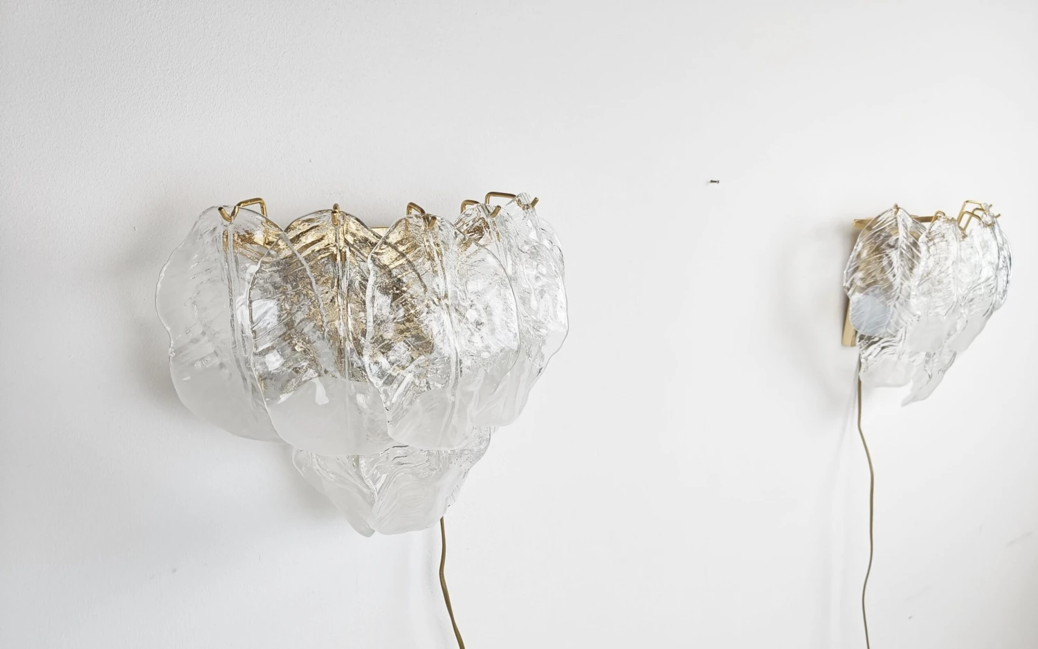 Pair Of Midcentury Murano Glass Leaf Wall Lamps, 1970s 5 Pair Of Midcentury Murano Glass Leaf Wall Lamps, 1970s – Image 3