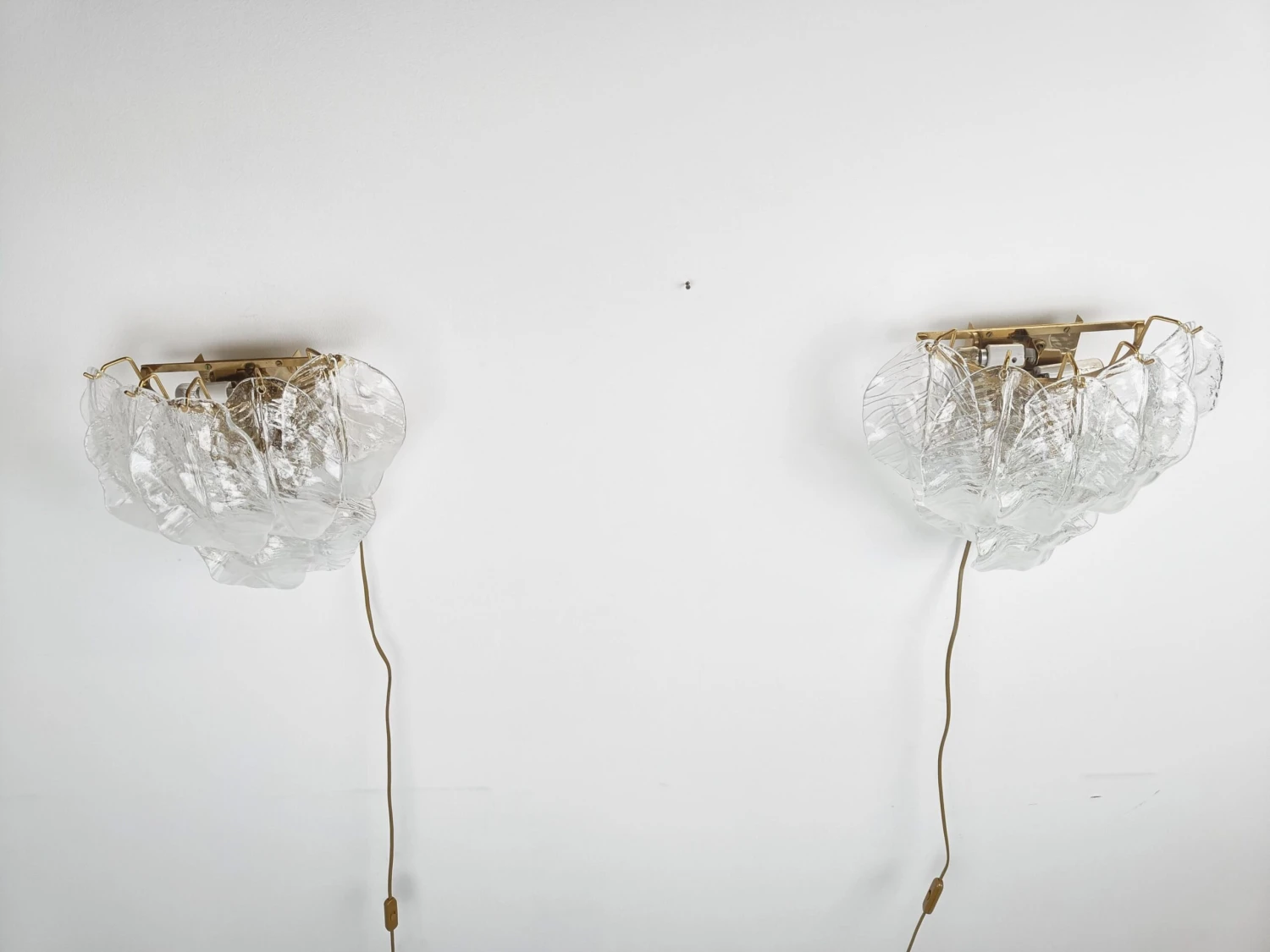 Pair Of Midcentury Murano Glass Leaf Wall Lamps, 1970s 9 Pair Of Midcentury Murano Glass Leaf Wall Lamps, 1970s – Image 7