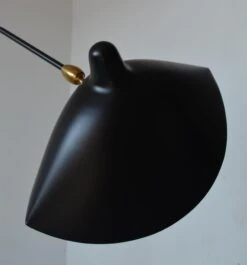 Serge Mouille Rotating Sconce, Three Arms In Black, In Stock! -Promos Meubles Boutique Chapeau shade Black 01 master