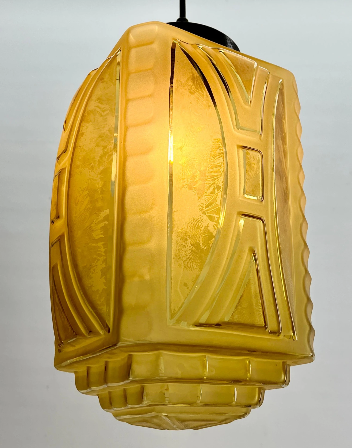 Art Deco Ceiling Lamp, Belgium Glass Shade Scailmont, 1930s 6 Art Deco Ceiling Lamp, Belgium Glass Shade Scailmont, 1930s – Image 4