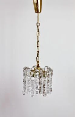 Mid-Century Kalmar Ice Crystal Glass And Brass Pendant Light Or Chandelier 1960s -Promos Meubles Boutique IMG 4653 master