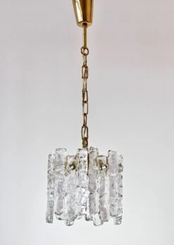 Mid-Century Kalmar Ice Crystal Glass And Brass Pendant Light Or Chandelier 1960s -Promos Meubles Boutique IMG 4668 master
