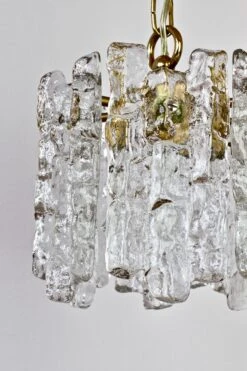 Mid-Century Kalmar Ice Crystal Glass And Brass Pendant Light Or Chandelier 1960s -Promos Meubles Boutique IMG 4684 master