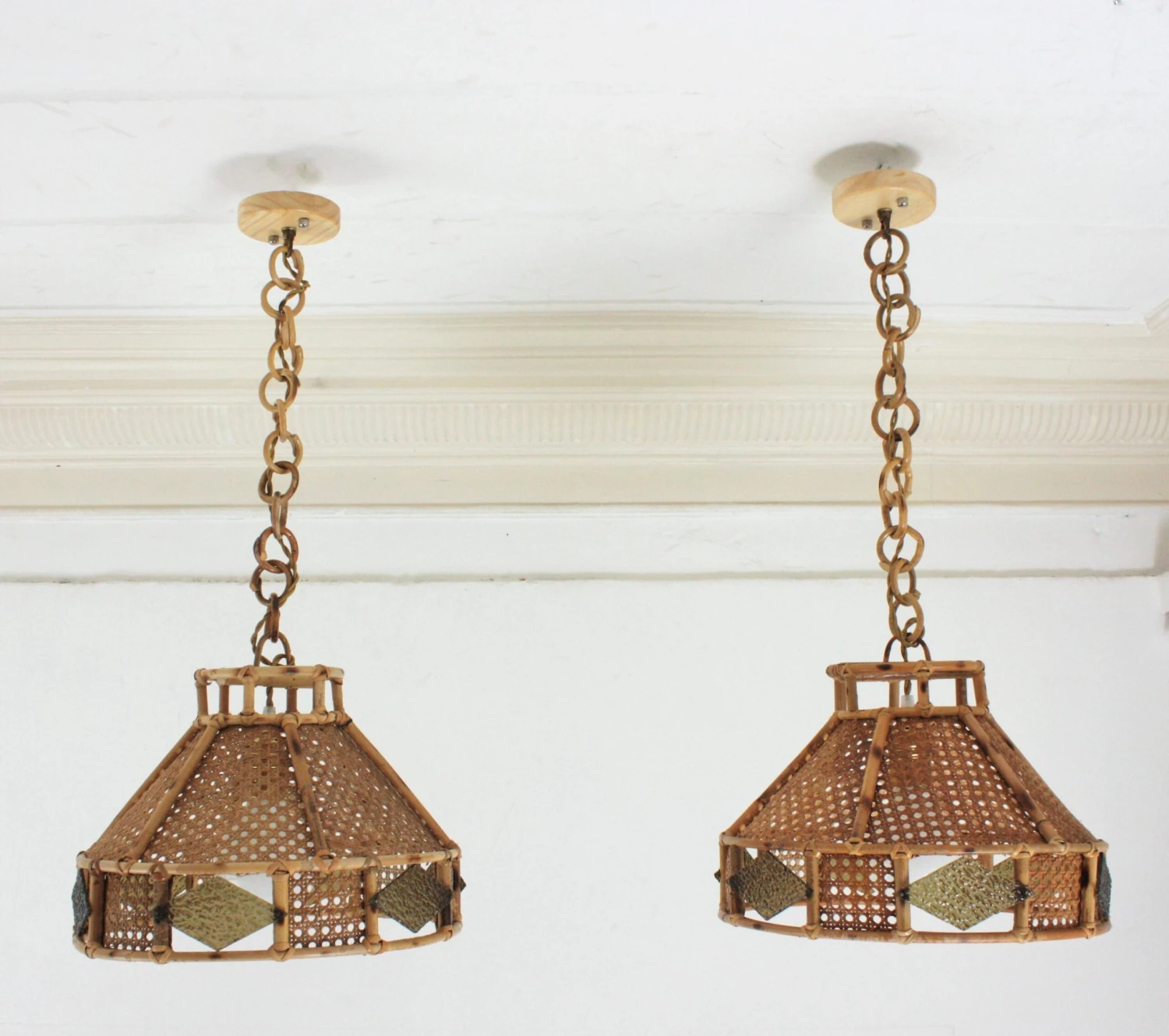 Italian Modern Wicker Wire Rattan Pendant Hanging Lights With Glass Accent, Pair 18 Italian Modern Wicker Wire Rattan Pendant Hanging Lights With Glass Accent, Pair â Image 16