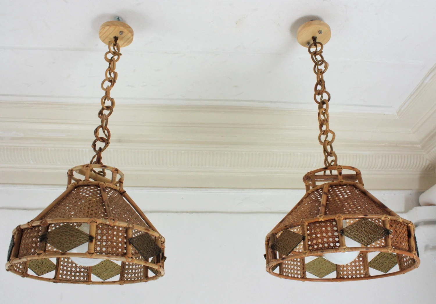 Italian Modern Wicker Wire Rattan Pendant Hanging Lights With Glass Accent, Pair 17 Italian Modern Wicker Wire Rattan Pendant Hanging Lights With Glass Accent, Pair â Image 15