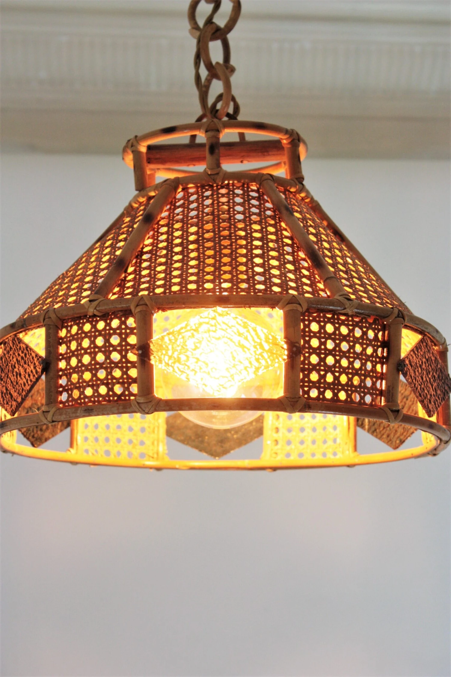 Italian Modern Wicker Wire Rattan Pendant Hanging Lights With Glass Accent, Pair 20 Italian Modern Wicker Wire Rattan Pendant Hanging Lights With Glass Accent, Pair â Image 18