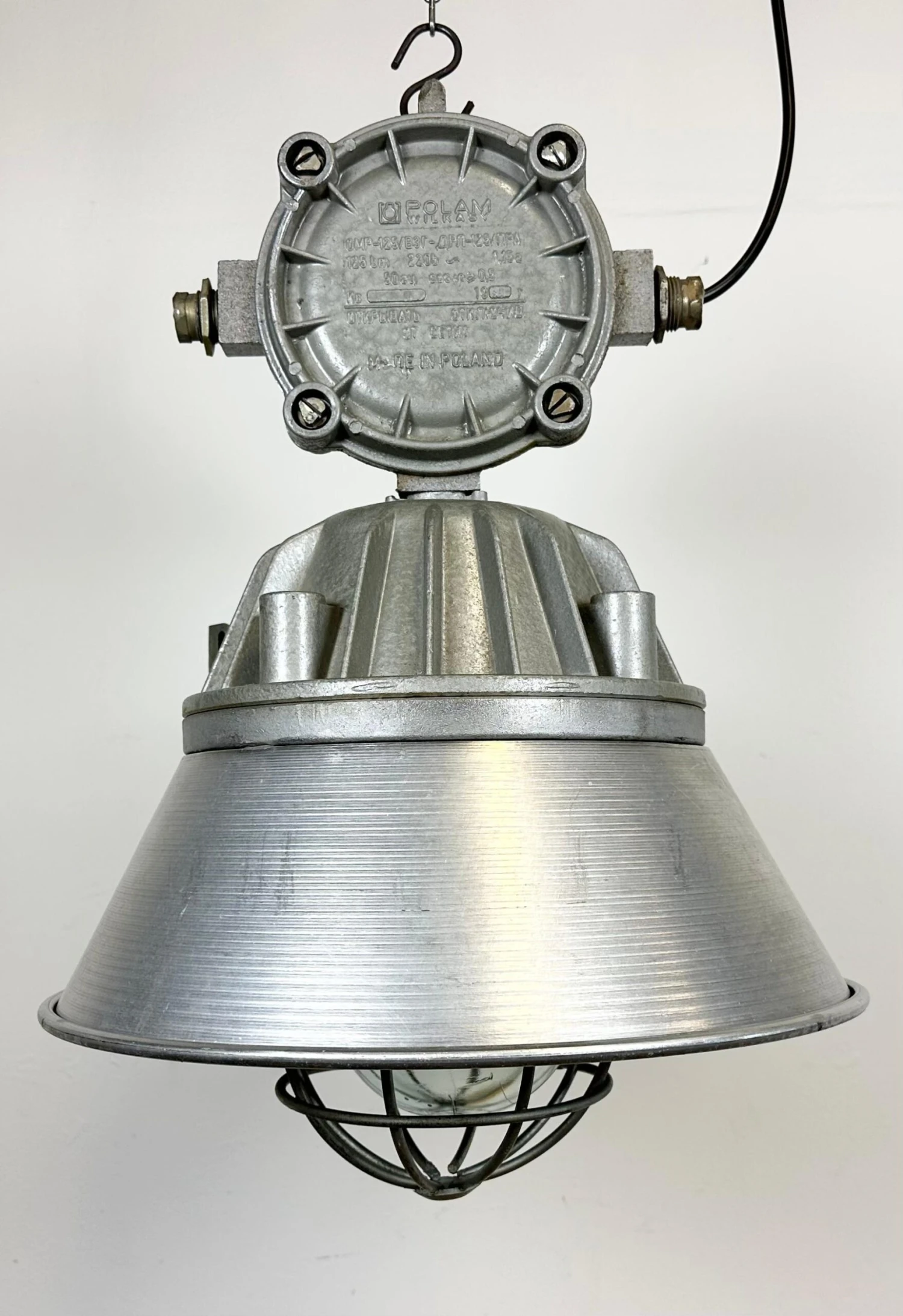 Large Industrial Cast Aluminium Cage Pendant Light From Polam Wilkasy, 1970s 5 Large Industrial Cast Aluminium Cage Pendant Light From Polam Wilkasy, 1970s â Image 3