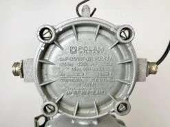 Large Industrial Cast Aluminium Cage Pendant Light From Polam Wilkasy, 1970s 30 Large Industrial Cast Aluminium Cage Pendant Light From Polam Wilkasy, 1970s -Promos Meubles Boutique IMG 7730 master