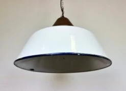Industrial White Enamel And Cast Iron Pendant Light, 1960s -Promos Meubles Boutique IMG 8397 master