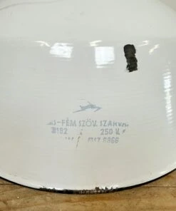 Industrial White Enamel And Cast Iron Pendant Light, 1960s -Promos Meubles Boutique IMG 8401 master