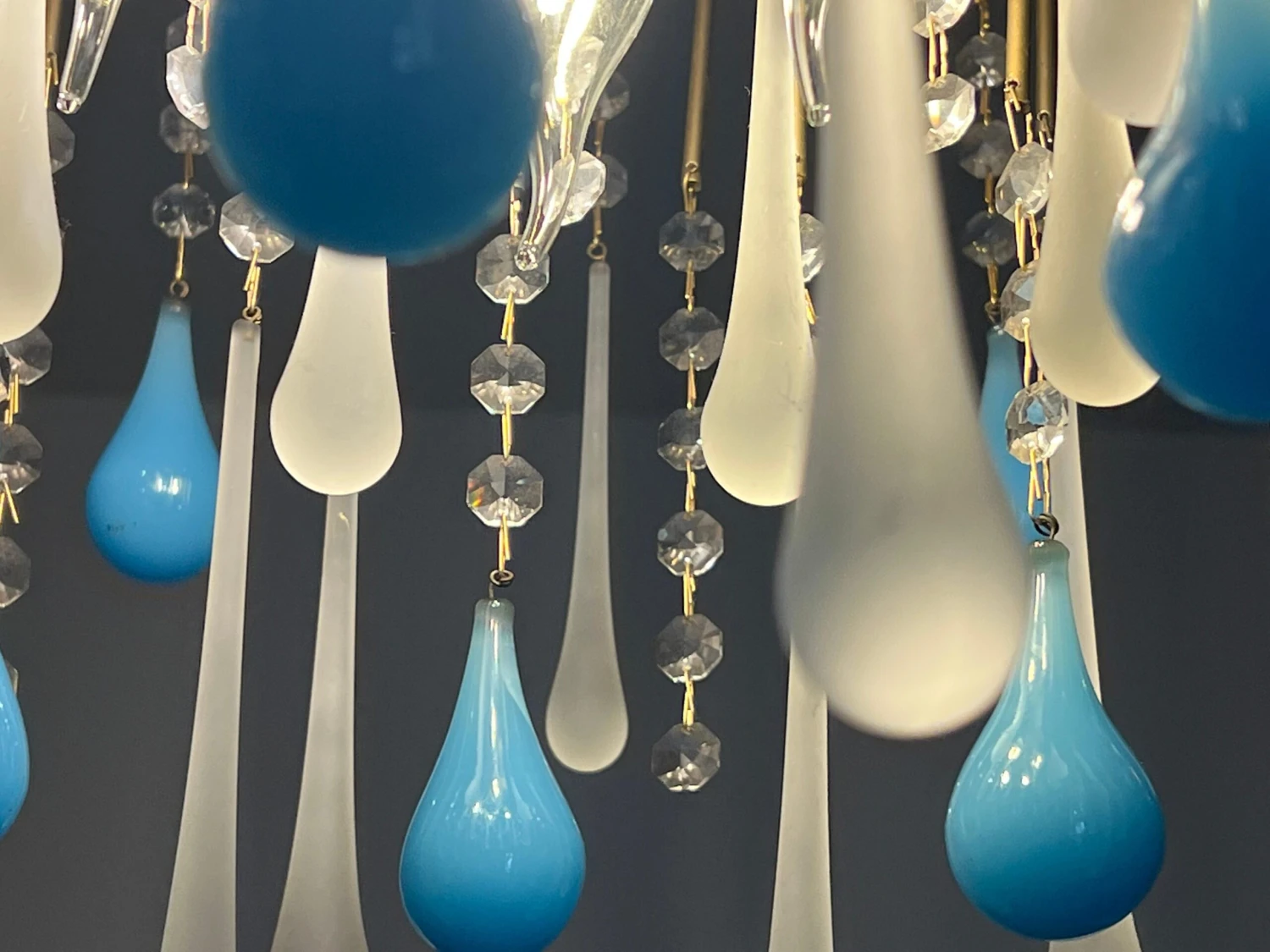 Elegant Italian Chandelier, "South Beach", Murano 7 Elegant Italian Chandelier, "South Beach", Murano – Image 5