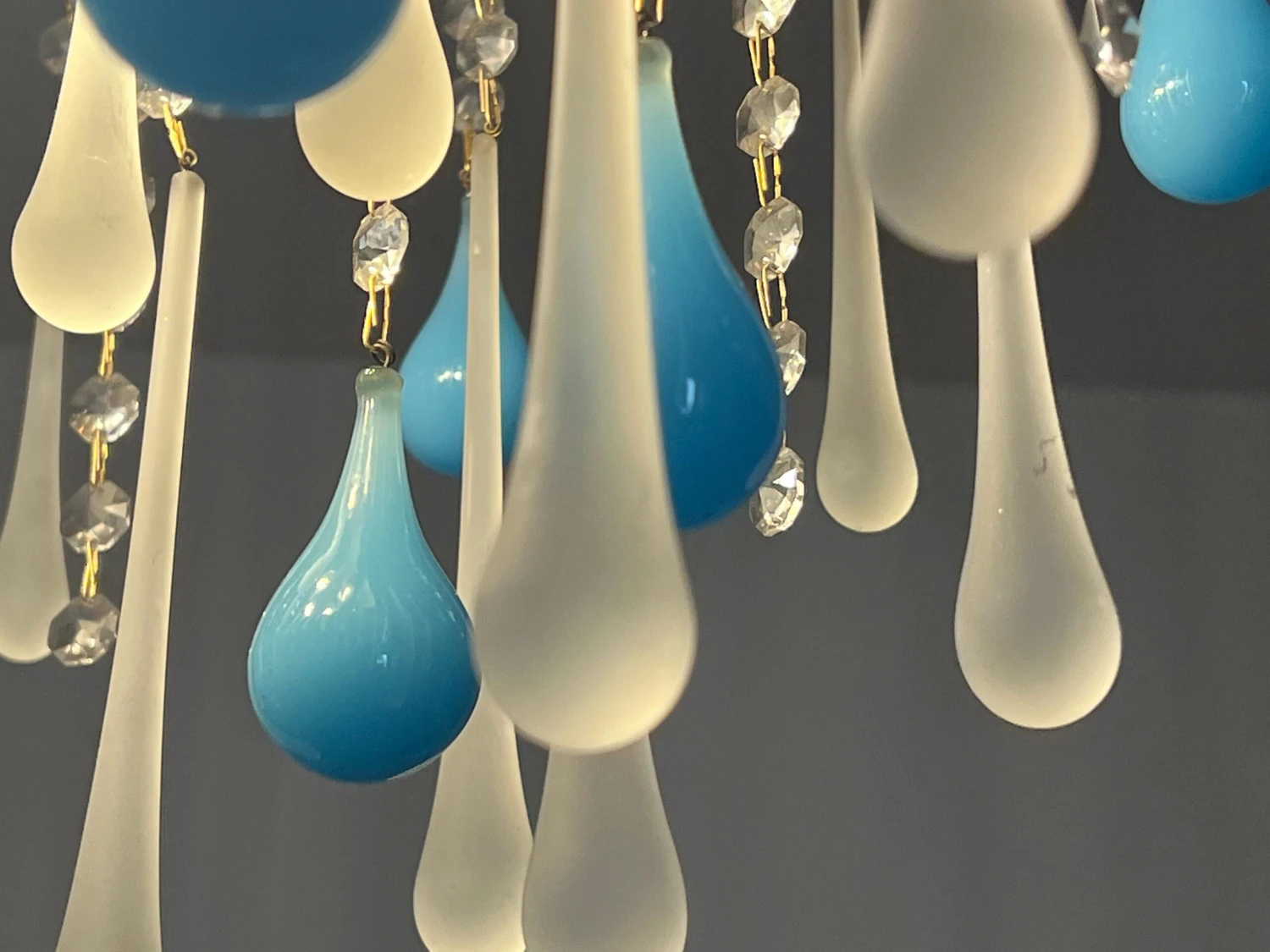 Elegant Italian Chandelier, "South Beach", Murano 9 Elegant Italian Chandelier, "South Beach", Murano – Image 7