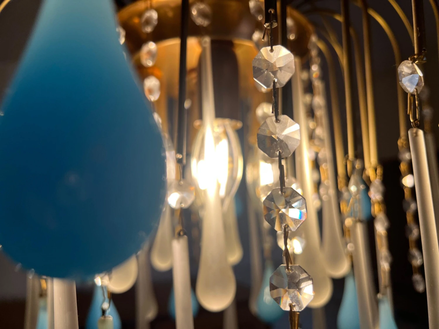 Elegant Italian Chandelier, "South Beach", Murano 17 Elegant Italian Chandelier, "South Beach", Murano – Image 15