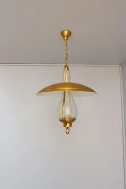 3 Fine French Hanging Bronze And "Craquelé" Glass Lanterns By Jean Perzel -Promos Meubles Boutique Paire de lanternes rustiques Perzel modele 824 GM16 master