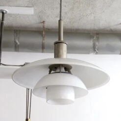 Poul Henningsen, PH 4½/4 Pendant Light -Promos Meubles Boutique Poul Henningsen 4 5 4 3 master
