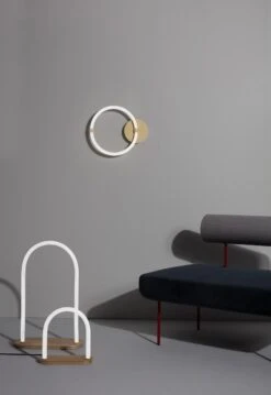 Petite Friture Unseen Wall Lamp O In Brass Transluscent By Studio Pepe, 2020 -Promos Meubles Boutique SCENETTE UNSEEN 2 copie master