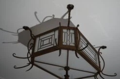 Art Deco Wrought Iron & White Stained Leaded Glass Flush Mount / Ceiling Lamp -Promos Meubles Boutique decoceilin4 master