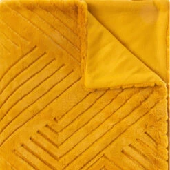 Plaid Géant 180x230 Fourrure Jaune Moutarde Atmosphera -Promos Meubles Boutique plaid geant 180x230 fourrure jaune moutarde atmosphera 2