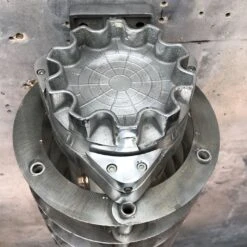 Vintage Industrial Wall Mounted Flameproof Led Aluminum Striplight With Cage -Promos Meubles Boutique retro industrial Aluminium Wall Striplight cage 15 master