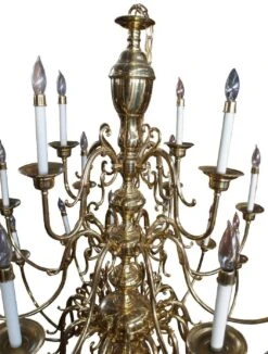 Monumental 28-Arm Brass Chandelier Wakefield Livex Lighting Williamsburg -Promos Meubles Boutique s l1600 15 master