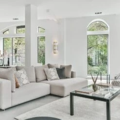 Canneté Brass Bands Wall Lamp, Natural Finish -Promos Meubles Boutique squared ambientata master